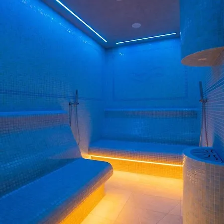 Blue Horizon Ii - 50 M Of The By Rentmonkey
